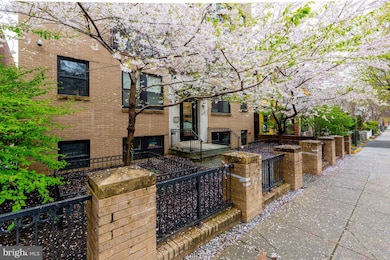 732 Lamont St NW unit 303, Washington, DC 20010 - photo 4