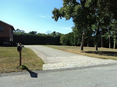 16 Strawberry Ln, North Dartmouth, MA 02747 - photo 6