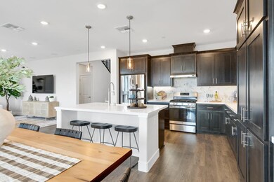 8435 Kyler Rd, Elk Grove, CA 95757 - photo 3