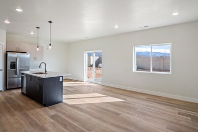 3169 W 1625 N unit 28, Cedar City, UT 84721 - photo 7