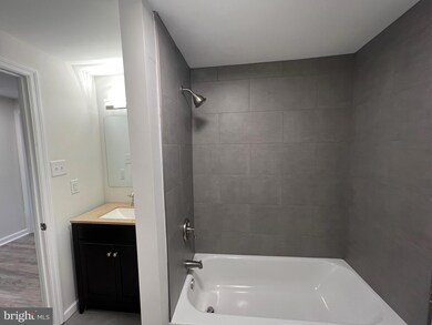 439 La Cascata, Clementon, NJ 08021 - photo 5