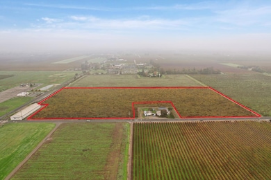 6233 E Woodbridge Rd, Acampo, CA 95220 - photo 2