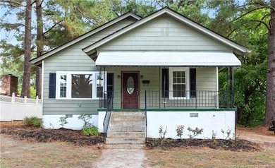 726 W M St, Erwin, NC 28339 - photo 2