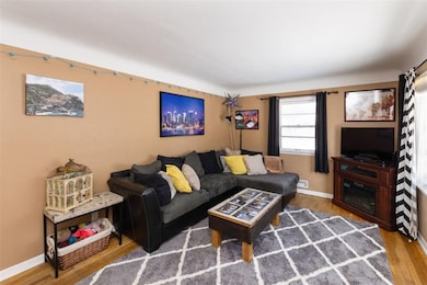 Living room with coved ceiling