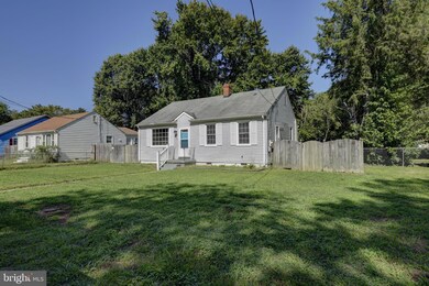 209 Locust Ave, Colonial Beach, VA 22443 - photo 3