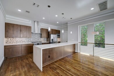 KITCHEN - Beautiful chef's kitchen features waterf