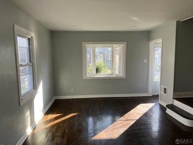 26 Martin Terrace unit 1, Woodbridge, NJ 07095 - photo 4