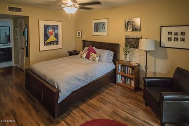 masterbed1
