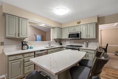 12-web-or-mls-4898 Davidson Run Dr-112