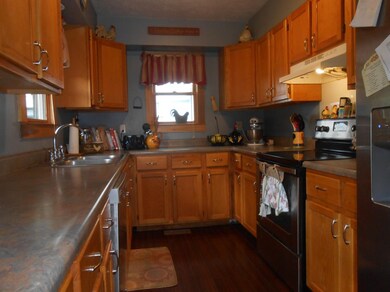 7250 Old Beaver Rd, Frenchburg, KY 40322 - photo 2