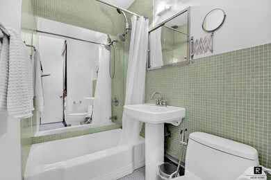 150 W 94th St unit 4, New York, NY 10025 - photo 5