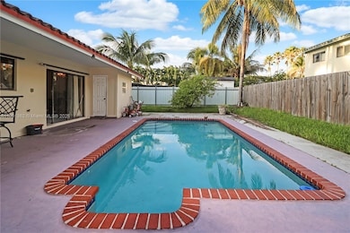 15255 SW 99th Ct, Miami, FL 33157 - photo 2