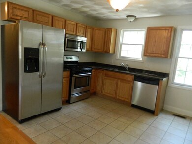 3477 Pawtucket Ave unit 4, Riverside, RI 02915 - photo 6