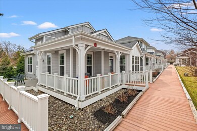 1022 Railroad Ave unit 4, Falls Church, VA 22046 - photo 4