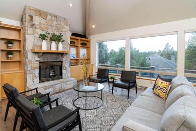 2281 Fernie Cr int_0609 copy
