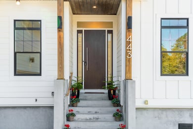 443 Carol St, Charleston, SC 29412 - photo 3