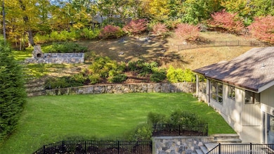 16 Highclere Ln unit A, Valhalla, NY 10595 - photo 3