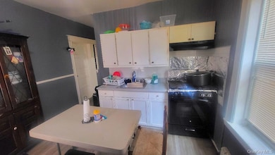 108 Winnikee Ave, Poughkeepsie, NY 12601 - photo 5