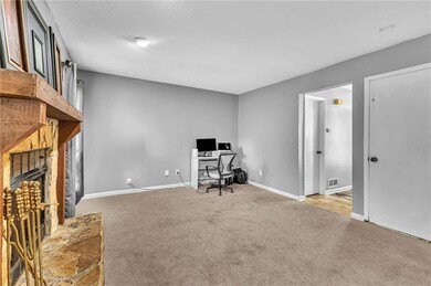 824 Brandy Oaks Ln, Stone Mountain, GA 30088 - photo 6