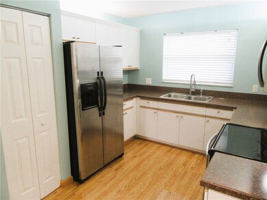 670 E Lake Jasmine Cir unit 106, Vero Beach, FL 32962 - photo 6