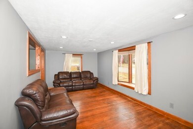 22 Carleton Rd, Rochdale, MA 01542 - photo 4
