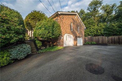 13 W Hillcrest Rd, Eighty Four, PA 15330 - photo 3