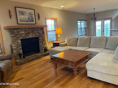 1033 Shell Mountain Rd, Sevierville, TN 37876 - photo 5