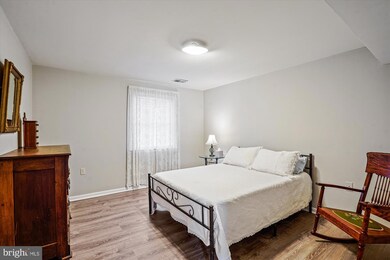 6642 Kirby Ct, Falls Church, VA 22043 - photo 7