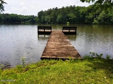 6 Dock