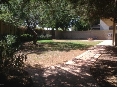 345 E Cairo Dr, Tempe, AZ 85282 - photo 2