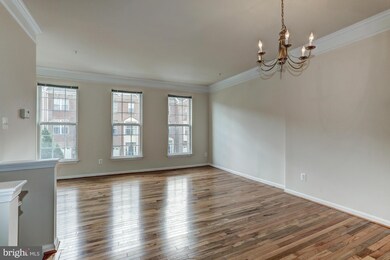 13025 Park Crescent Cir, Herndon, VA 20171 - photo 4