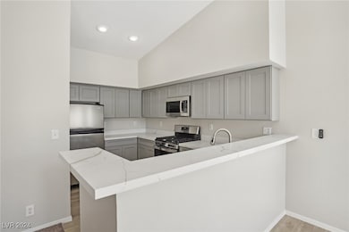 4811 Black Bear Rd unit 201, Las Vegas, NV 89149 - photo 2