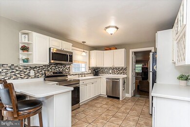 3776 Pickertown Rd, Chalfont, PA 18914 - photo 6