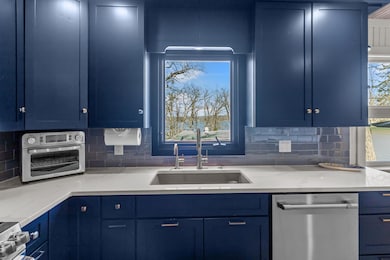 N1821 Oakland Rd, Lake Geneva, WI 53147 - photo 4