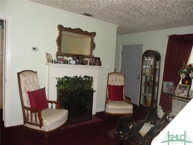 Main entrance and Living Room