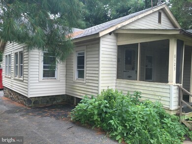 8423 Windsor Mill Rd, Windsor Mill, MD 21244 - photo 3