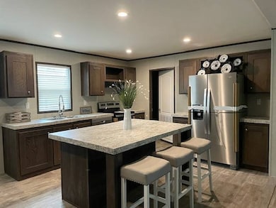 2300 Ward Bend Rd unit 117, Sealy, TX 77474 - photo 3