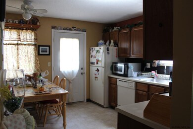 1475 Nelson St, Schenectady, NY 12306 - photo 6