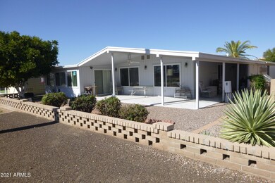 P1020589