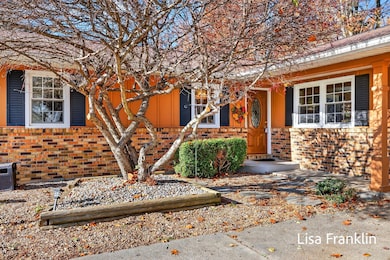 16127 Harbor View Dr, Spring Lake, MI 49456 - photo 2