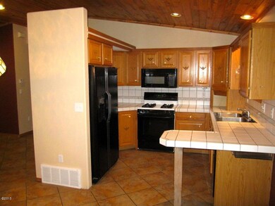 132 Creek Bend Ct, Kalispell, MT 59901 - photo 3