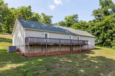 883 Black Oak Estates Rd 007