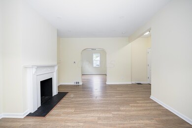 1630 Manchester Av 011