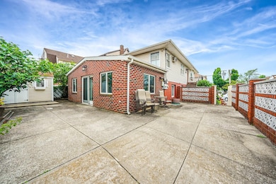 159-51 160th Ave, Howard Beach, NY 11414 - photo 6