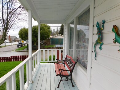 303 A St, Myrtle Point, OR 97458 - photo 4
