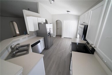 Lots of countertop space in this kitchen!