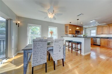 7702 Bayshore Dr, Treasure Island, FL 33706 - photo 7