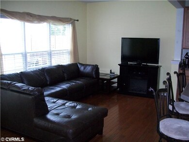 Den/Family/Great Room - Familyroom