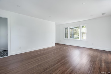 1802 Amazon Rd, Mohegan Lake, NY 10547 - photo 5