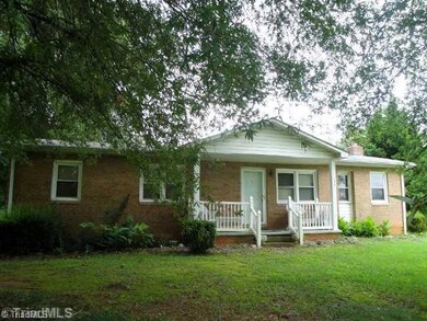 173 Independence Loop, Statesville, NC 28625 - photo 2